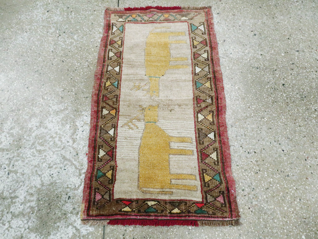 Vintage Anatolian Pictorial Rug, No.29316 - Gss