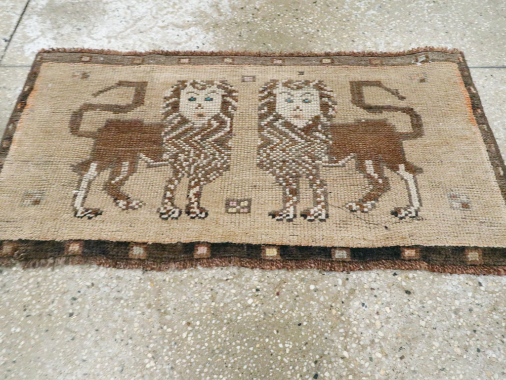 Vintage Turkish Anatolian Pictorial Throw Rug (Pair: 2 of 2), No.29318 - Gss