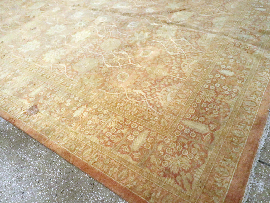 Vintage Persian Tabriz Small Room Size Carpet, No.29335 - Gss