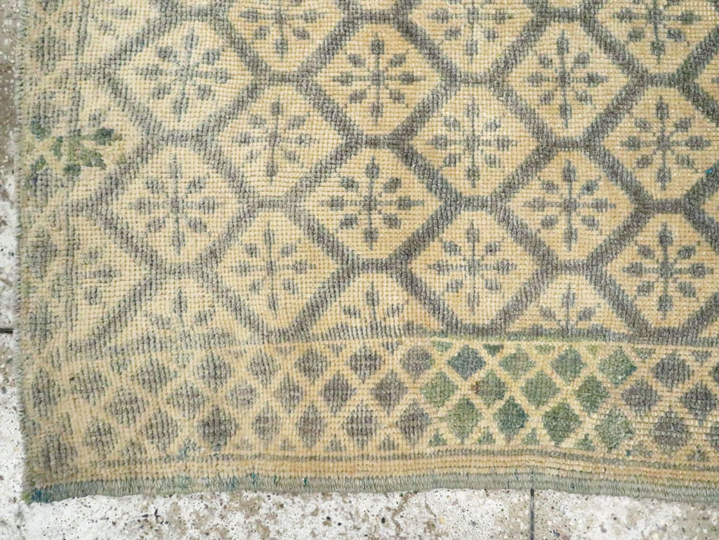 Vintage Turkish Anatolian Throw Rug, No.29345 - Gss