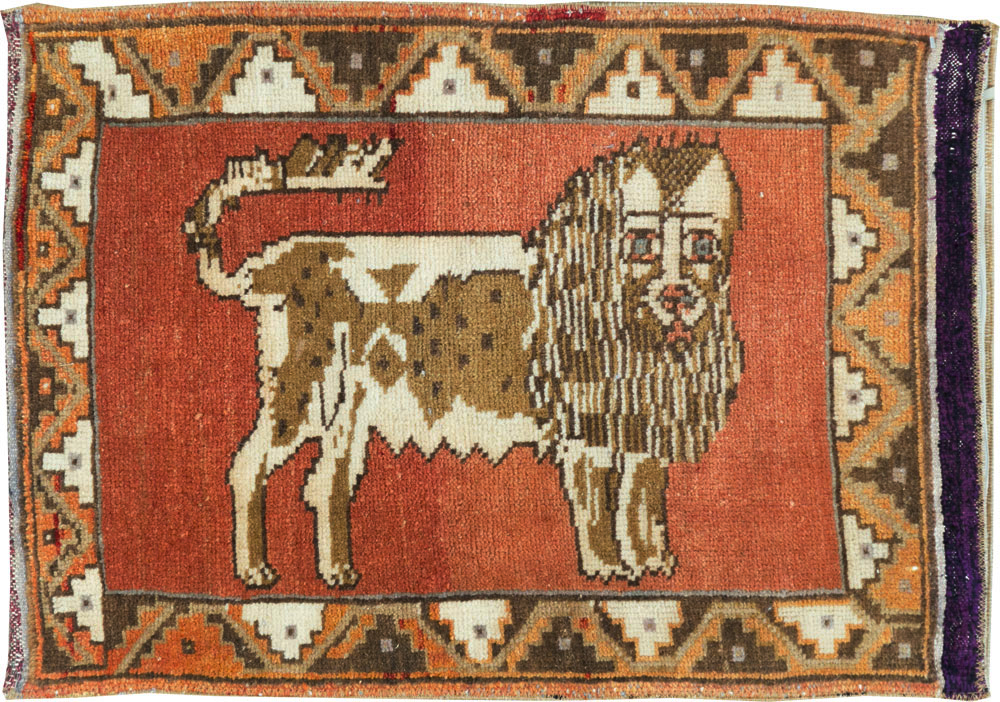 Vintage Turkish Anatolian Pictorial Rug (Pair: 1 of 2), No.29349 - Gss