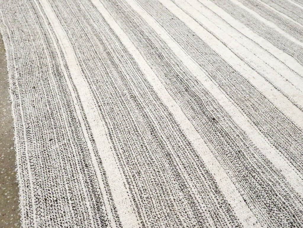 Vintage Turkish Flatweave Kilim Room Size Carpet, No.29354 - Gss