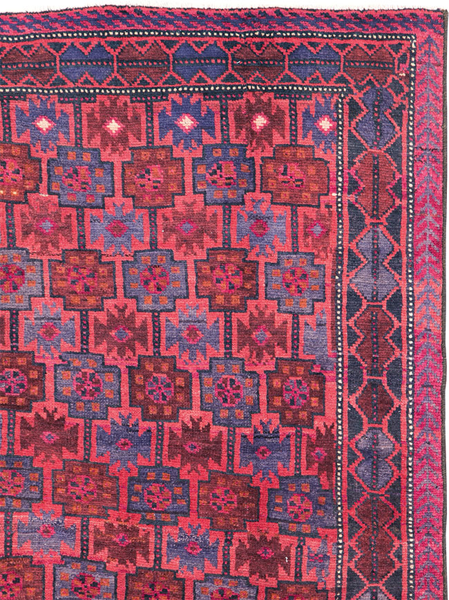 Vintage Persian Baluch Tribal Accent Rug, No.29358 - Gss