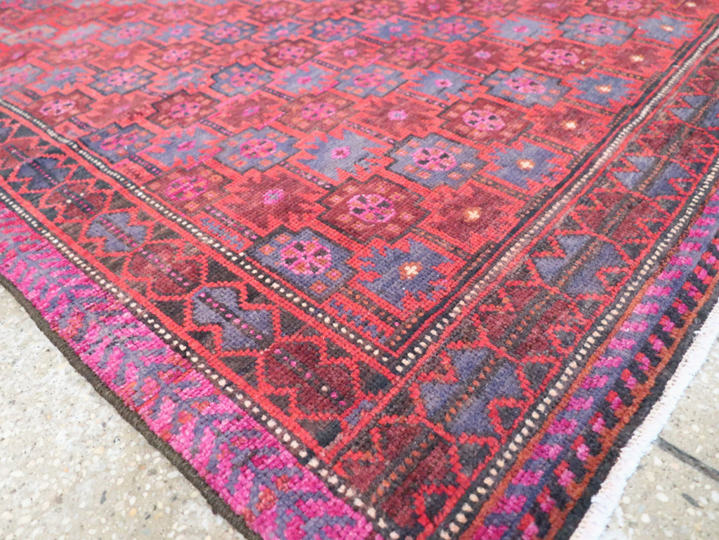 Vintage Persian Baluch Tribal Accent Rug, No.29358 - Gss