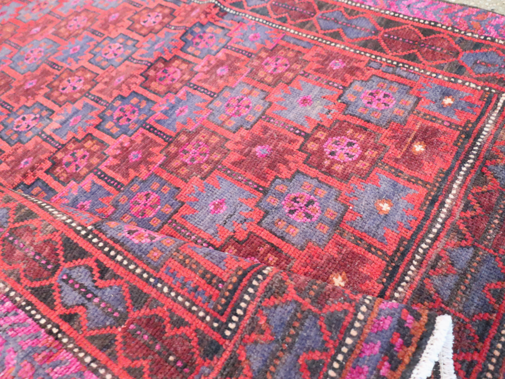 Vintage Persian Baluch Tribal Accent Rug, No.29358 - Gss