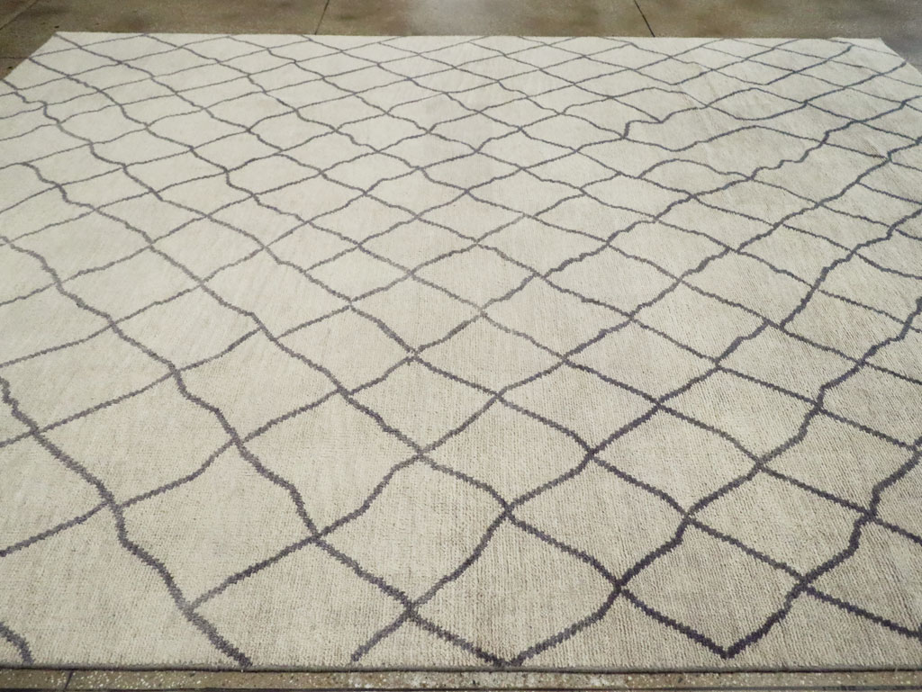 Modern Room Size Moroccan Carpet, No.29439 - Gss