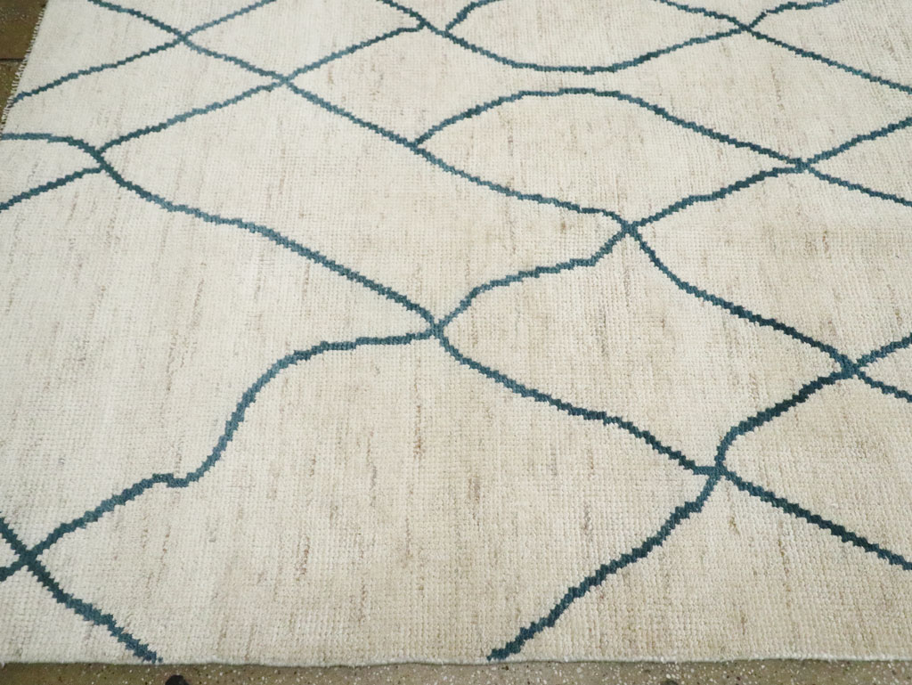 Contemporary Moroccan Room Size Carpet, No.29440 - Gss