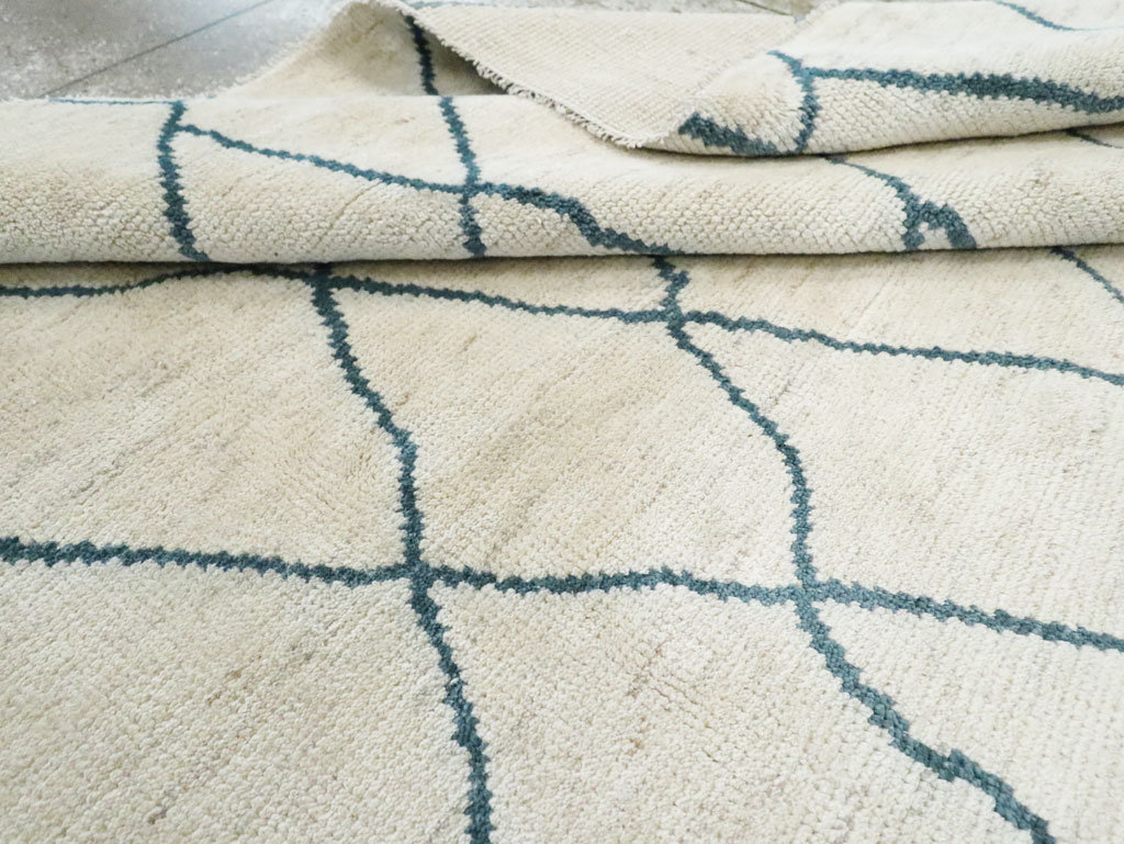 Contemporary Moroccan Room Size Carpet, No.29440 - Gss