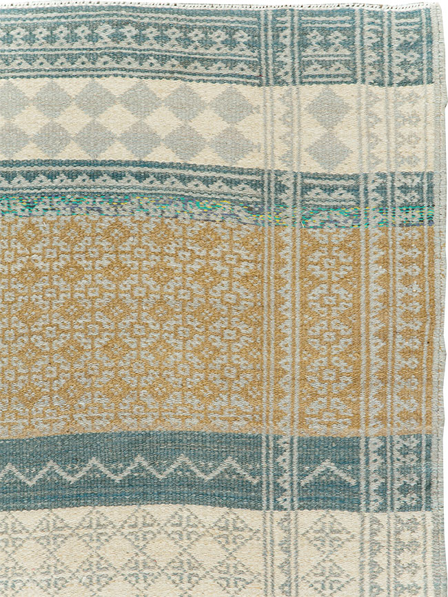 Contemporary Persian Flatweave Kilim Small Room Size Rug, No.29456 - Gss