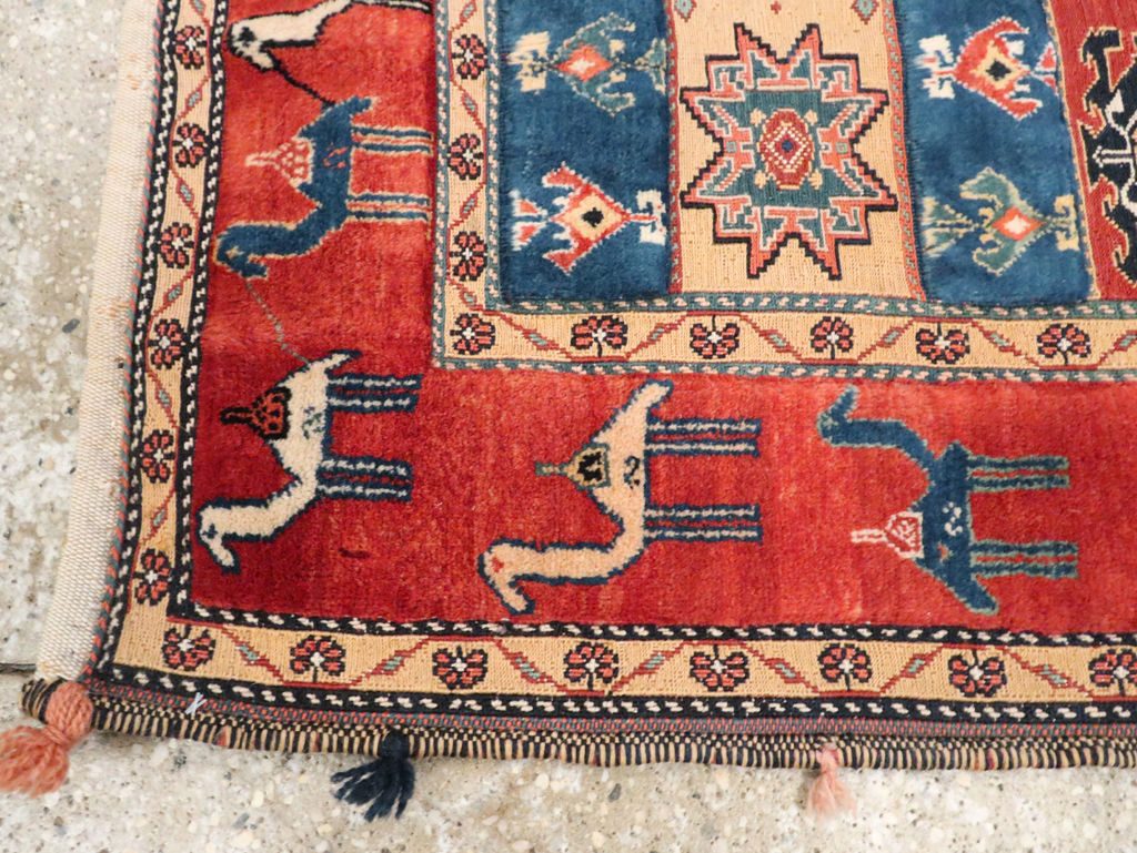 Persian Shiraz Rug, No.29477 - Gss