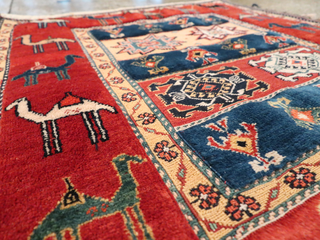 Persian Shiraz Rug, No.29477 - Gss