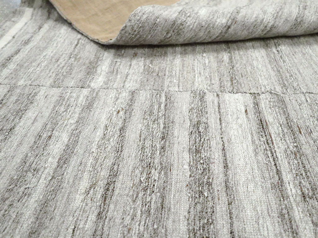 Vintage Turkish Flatweave Kilim Accent Rug, No.29488 - Gss