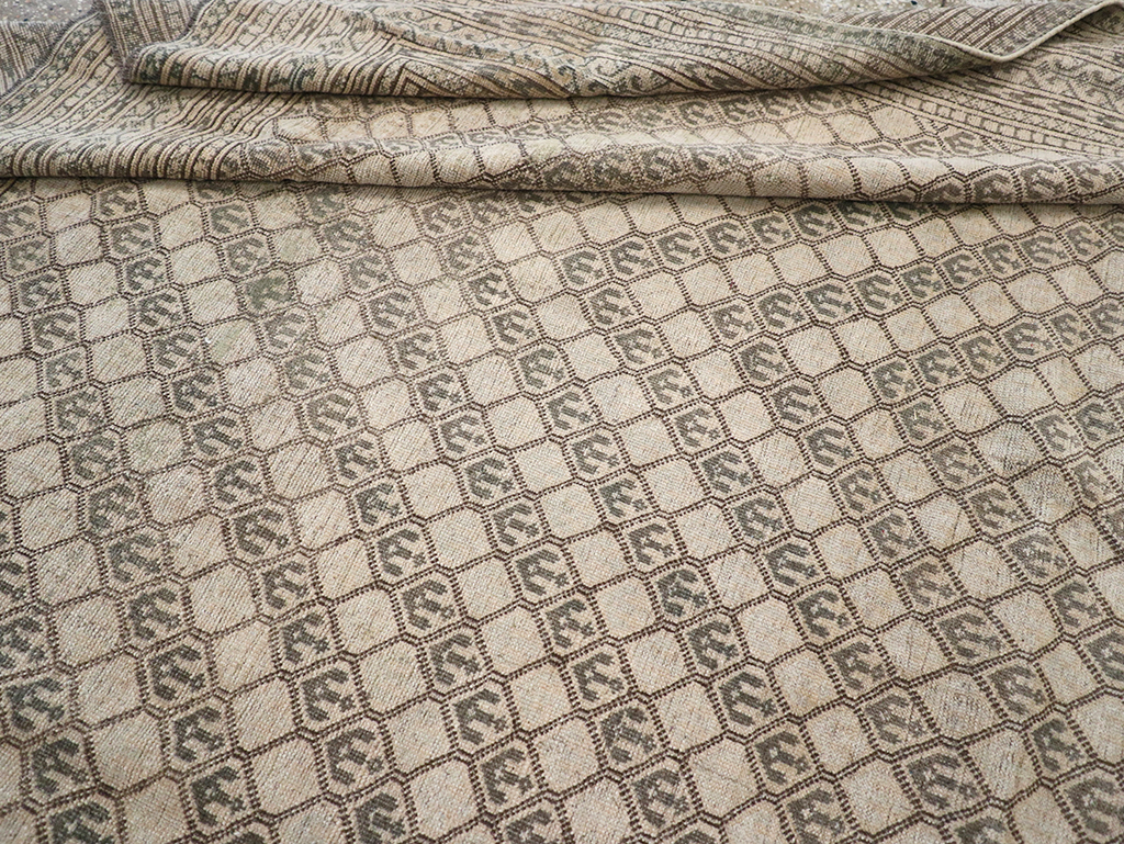 Vintage Central Asia Turkoman Room Size Carpet, No.29493 - Gss