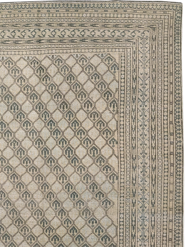 Vintage Central Asia Turkoman Room Size Carpet, No.29493 - Gss