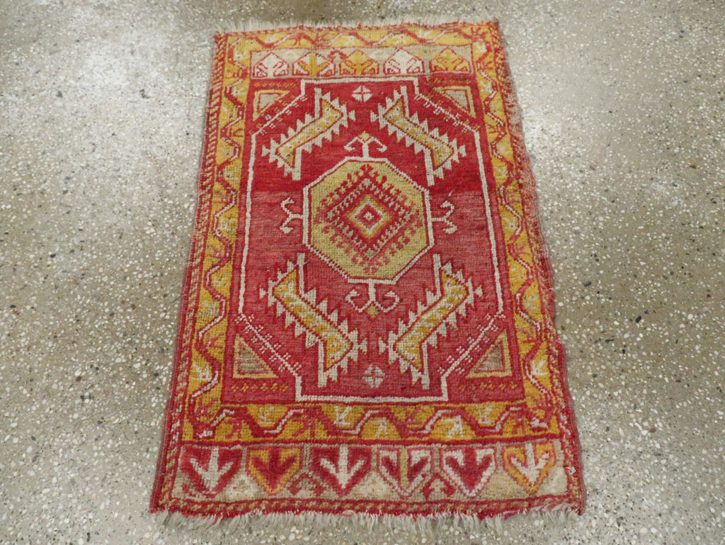 Vintage Turkish Anatolian Throw Rug, No.29512 - Gss
