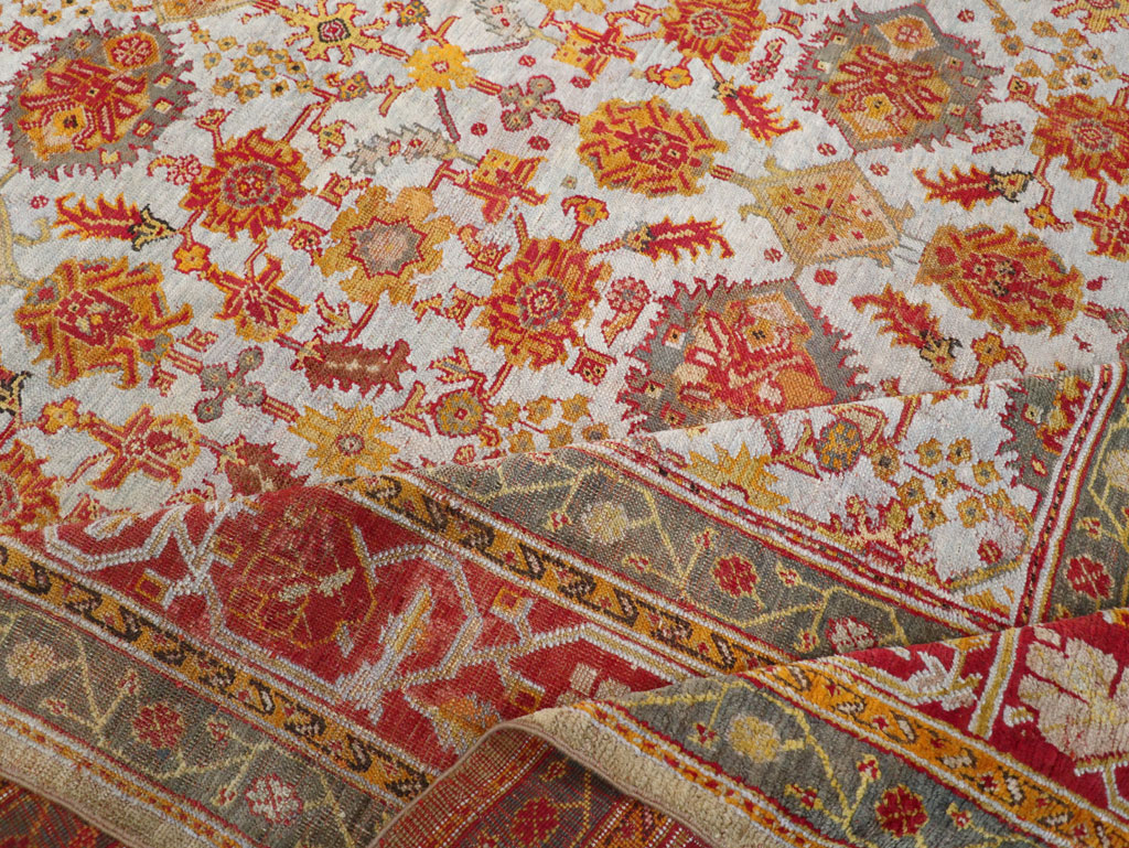 Antique Turkish Oushak Carpet, No.29519 - Gss