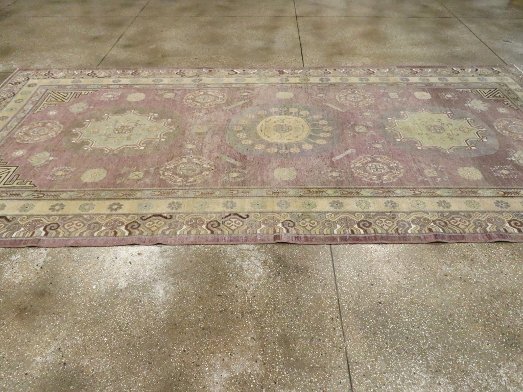 Antique East Turkestan Khotan Gallery Carpet, No.29531 - Gss
