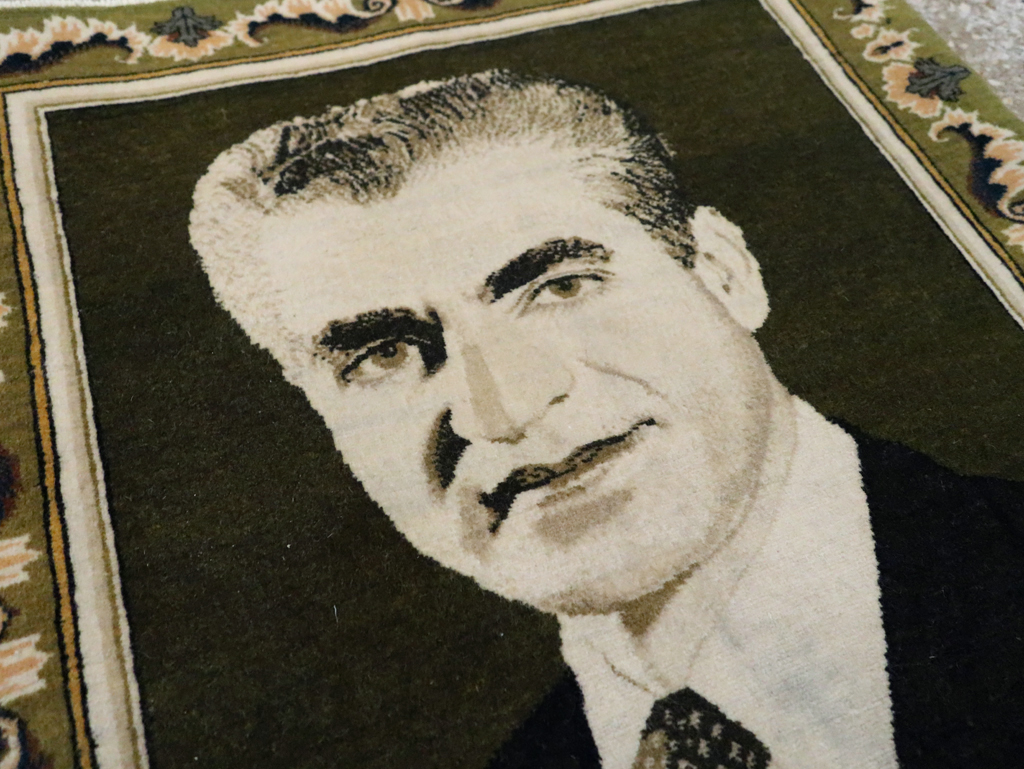 Vintage Persian Pictorial Tabriz Rug, No.29591 - Gss