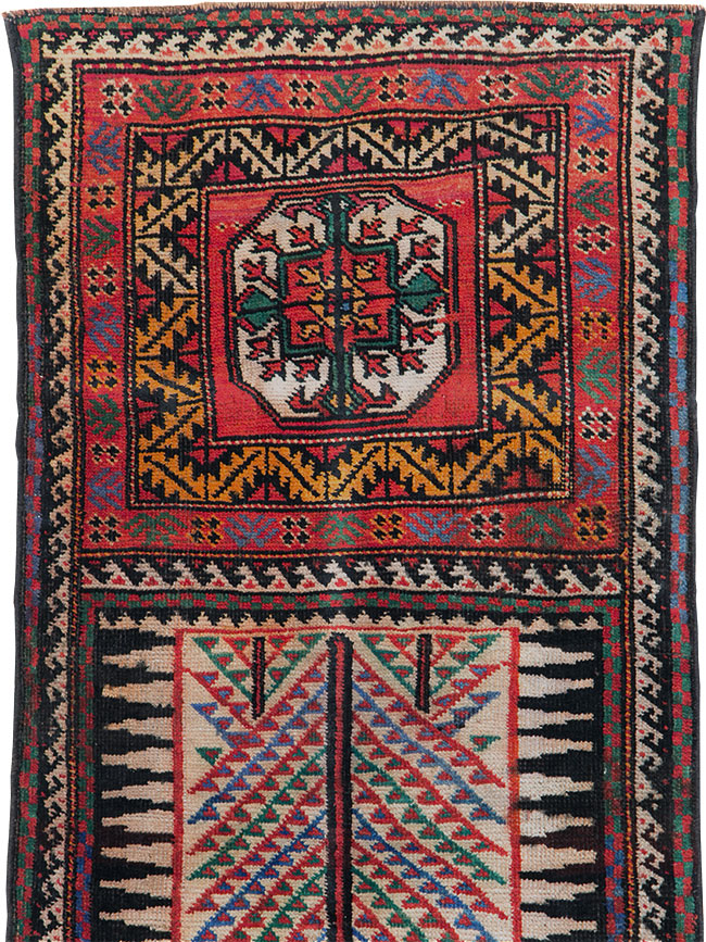 Vitnage Persian Baluch Runner, No.29597 - Gss