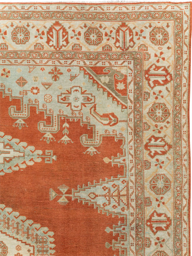 Vintage Persian Veece Room Size Carpet, No.29599 - Gss