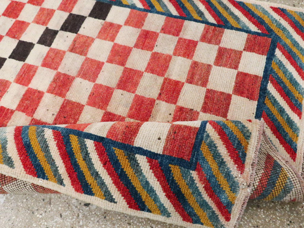 Vintage Persian Gabbeh Accent Rug, No.29601 - Gss