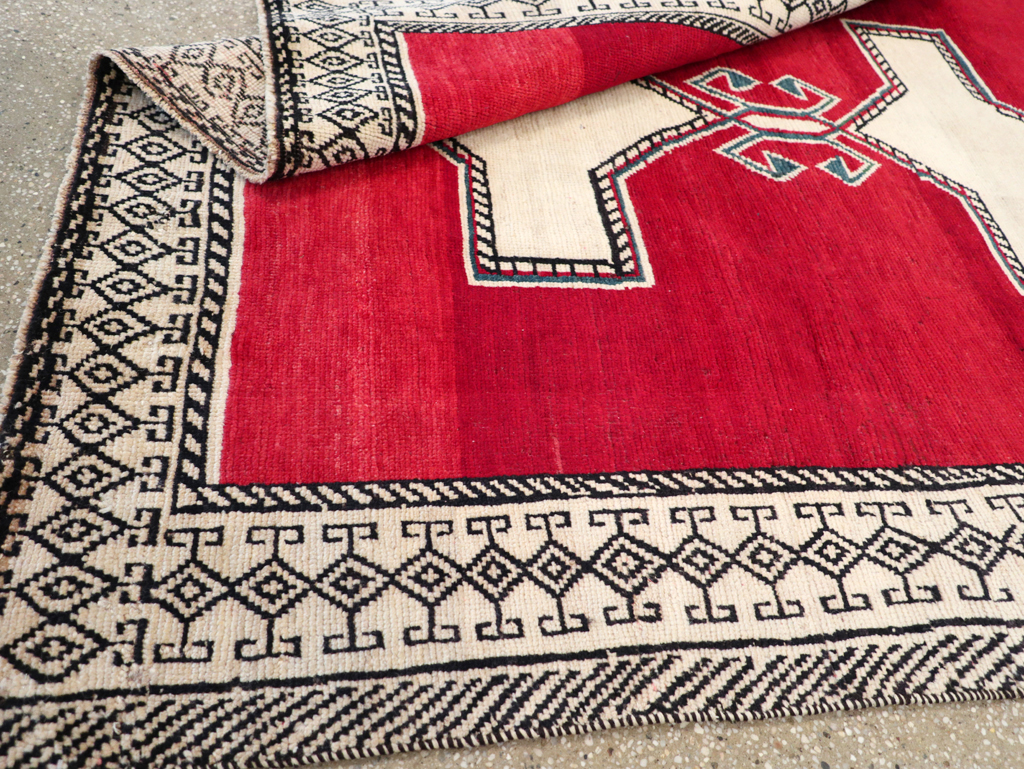 Vintage Persian Gabbeh Accent Rug, No.29603 - Gss