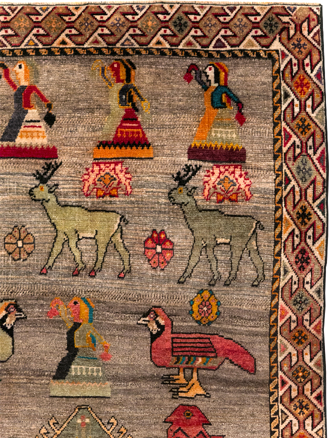 Vintage Persian Pictorial Shiraz Rug, No.29605 - Gss