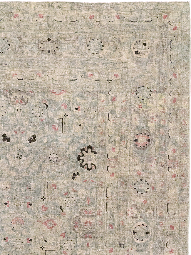 Antique Persian Tabriz Accent Carpet, No.29611 - Gss