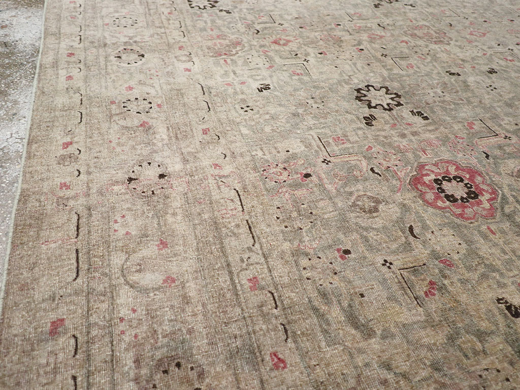 Antique Persian Tabriz Accent Carpet, No.29611 - Gss