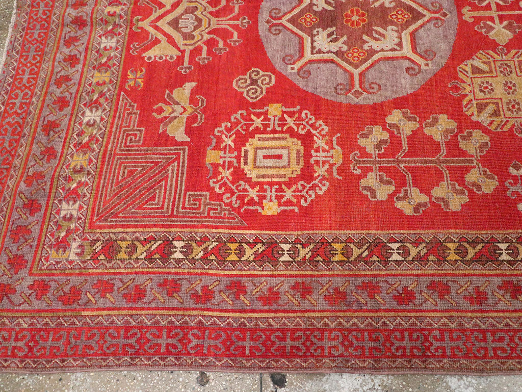 Antique East Turkestan Khotan Gallery Carpet, No.29616 - Gss