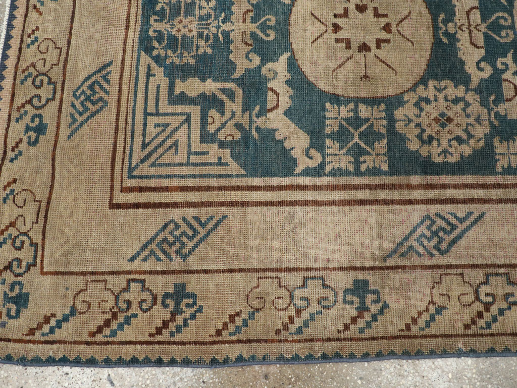 Antique East Turkestan Khotan Gallery Rug, No.29647 - Gss