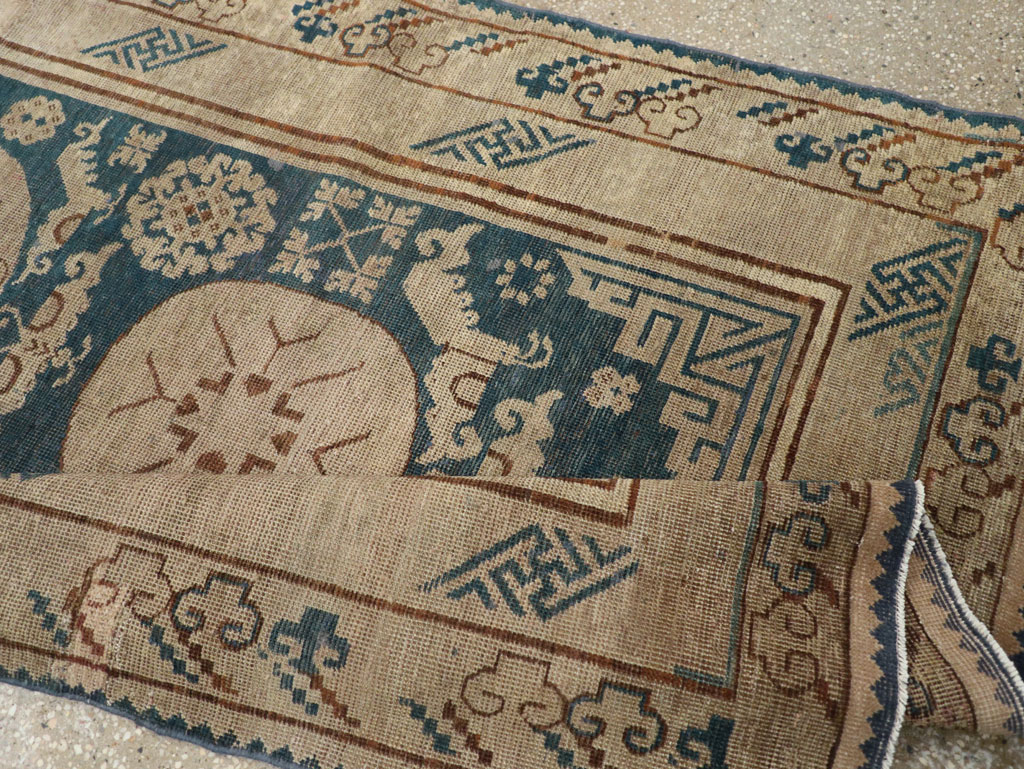 Antique East Turkestan Khotan Gallery Rug, No.29647 - Gss