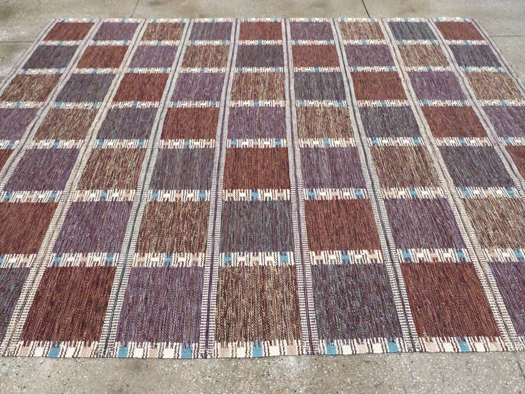 Swedish Inspired Contemporary Turkish Flatweave Kilim Room Size Carpet, No.29667 - Gss