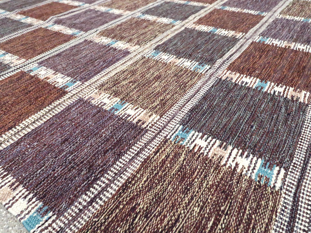 Swedish Inspired Contemporary Turkish Flatweave Kilim Room Size Carpet, No.29667 - Gss