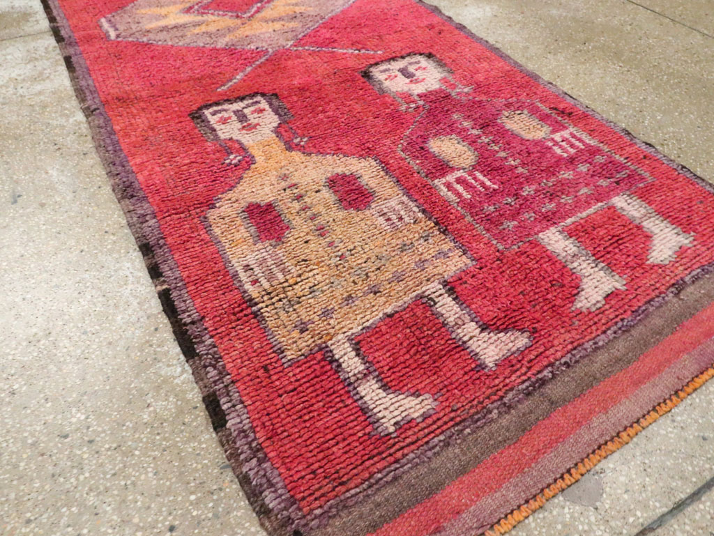 Vintage Turkish Anatolian Pictorial Runner, No.29678 - Gss