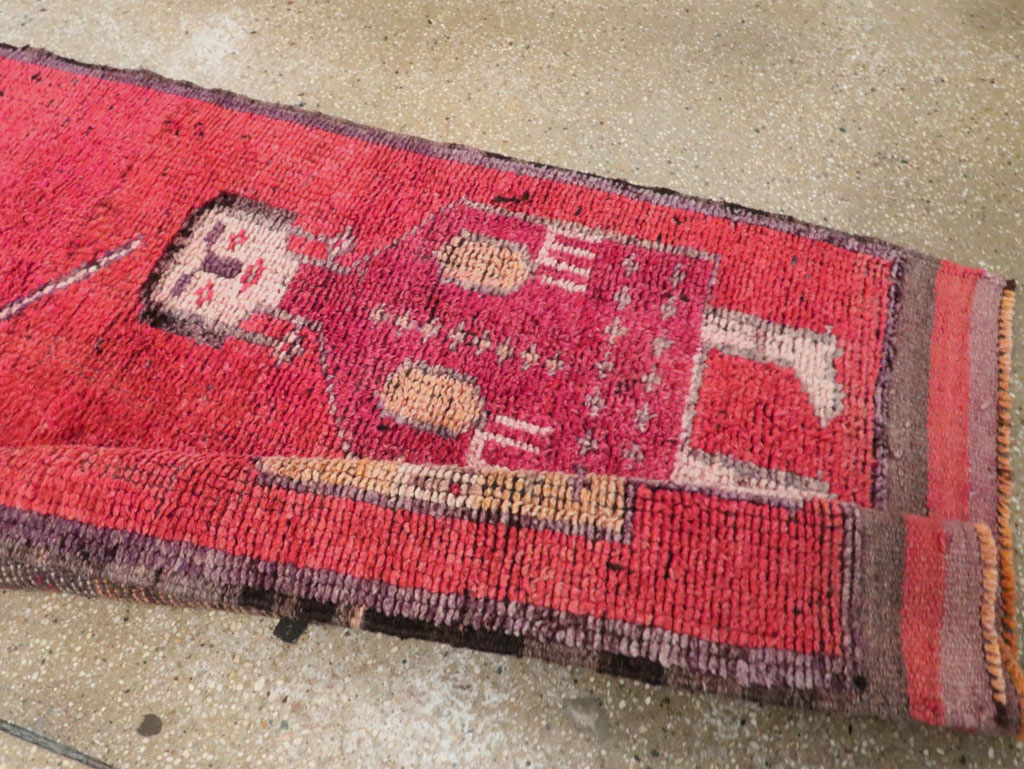 Vintage Turkish Anatolian Pictorial Runner, No.29678 - Gss