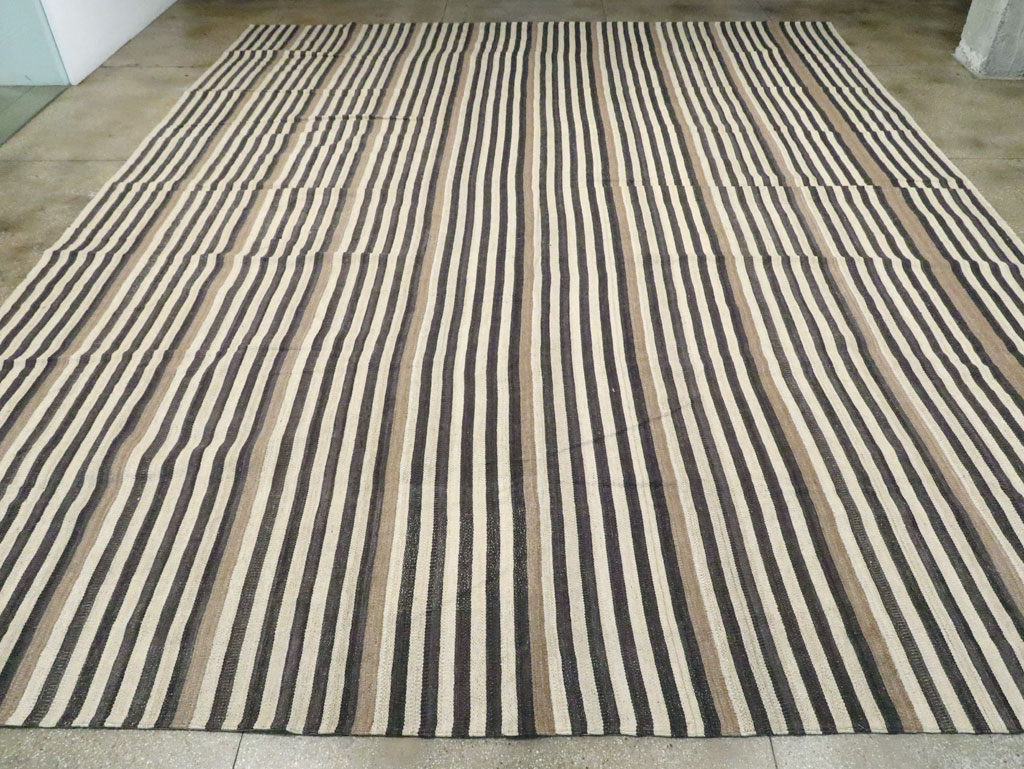 Contemporary Turkish Flatweave Kilim Oversize Carpet, No.29726 - Gss