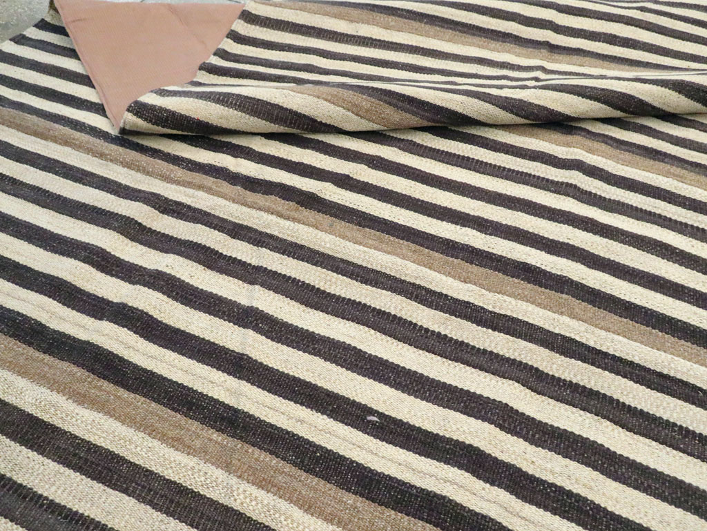 Contemporary Turkish Flatweave Kilim Oversize Carpet, No.29726 - Gss