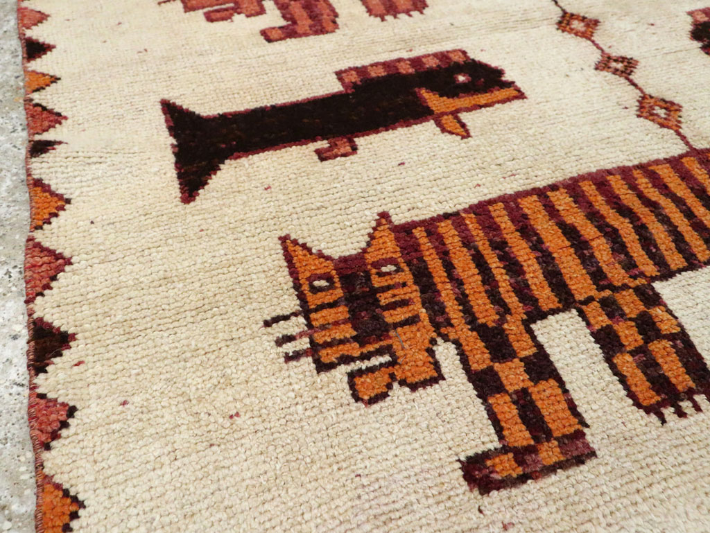 Vintage Persian Bakhtiari Pictorial Accent Rug (Pair: 1 of 2), No.29752 - Gss