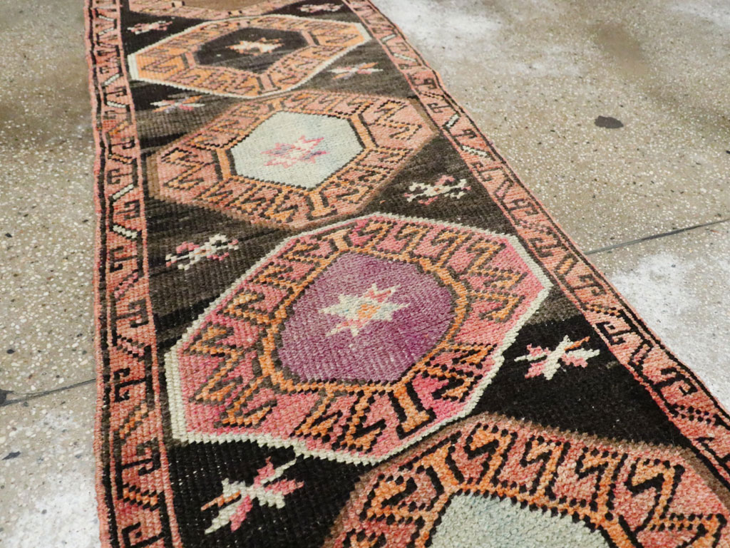 Vintage Anatolian Long Runner, No.29755 - Gss