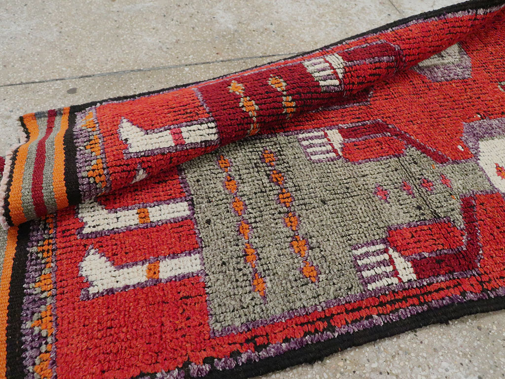 Vintage Turkish Anatolian Pictorial Runner, No.29757 - Gss