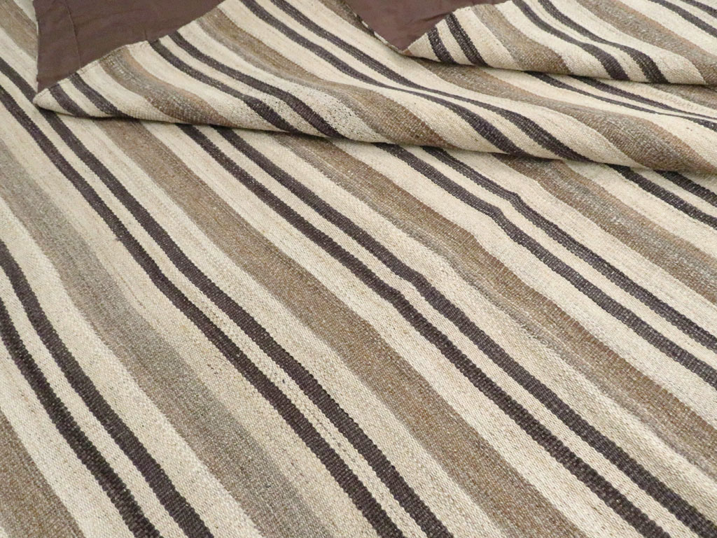 Contemporary Turkish Flatweave Kilim Oversize Carpet, No.29785 - Gss