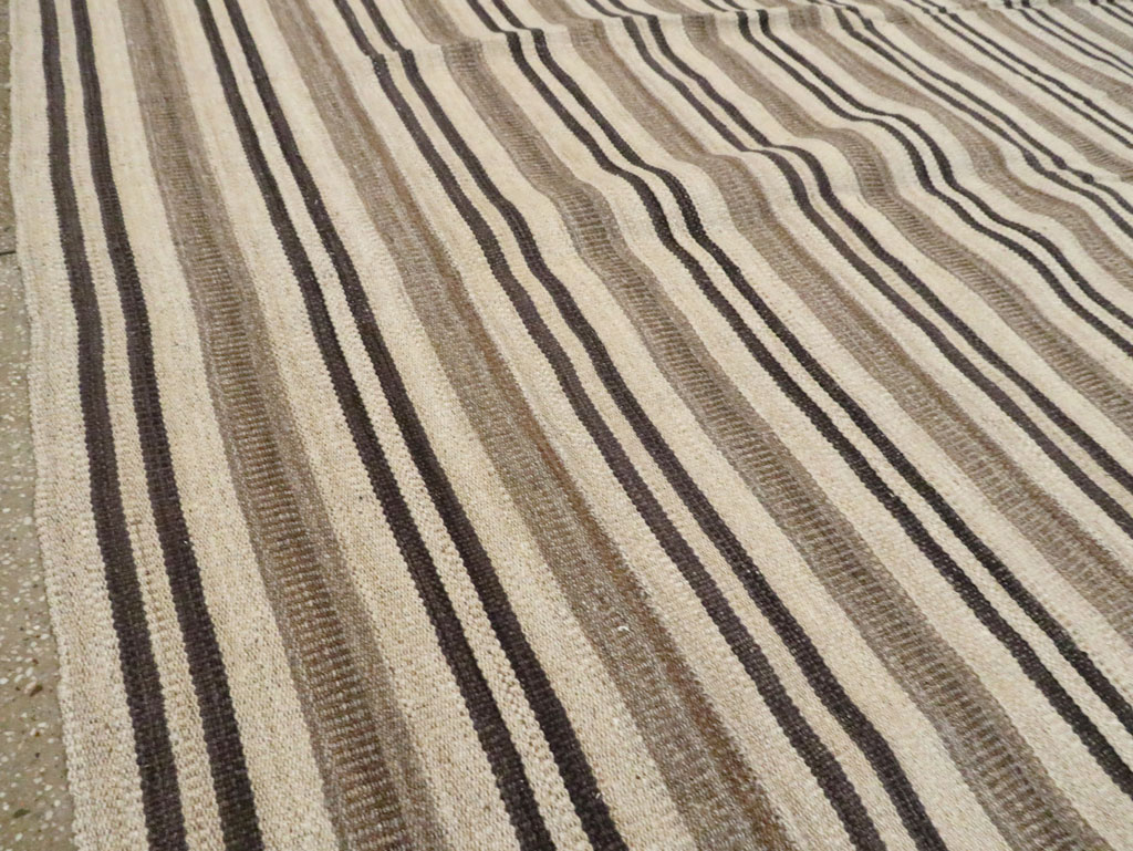 Large Modern Turkish Flatweave Kilim, No.29786 - Gss