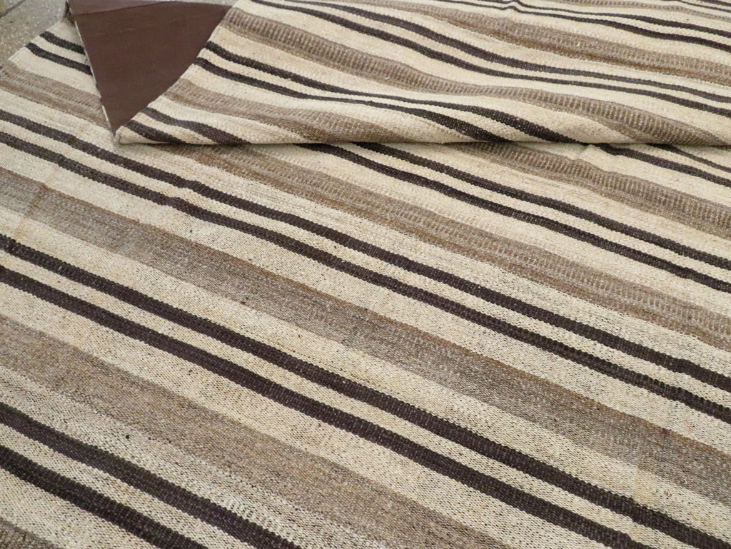 Large Modern Turkish Flatweave Kilim, No.29786 - Gss