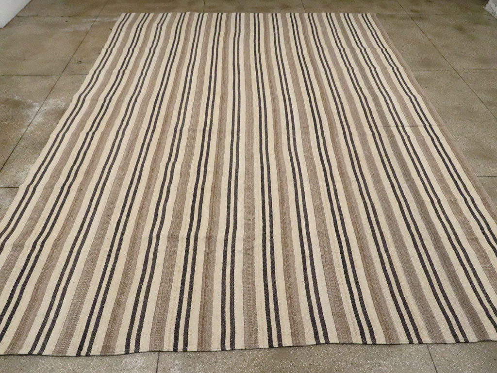 Modern Turkish Flatweave Kilim Large Room Size Carpet, No.29788 - Gss