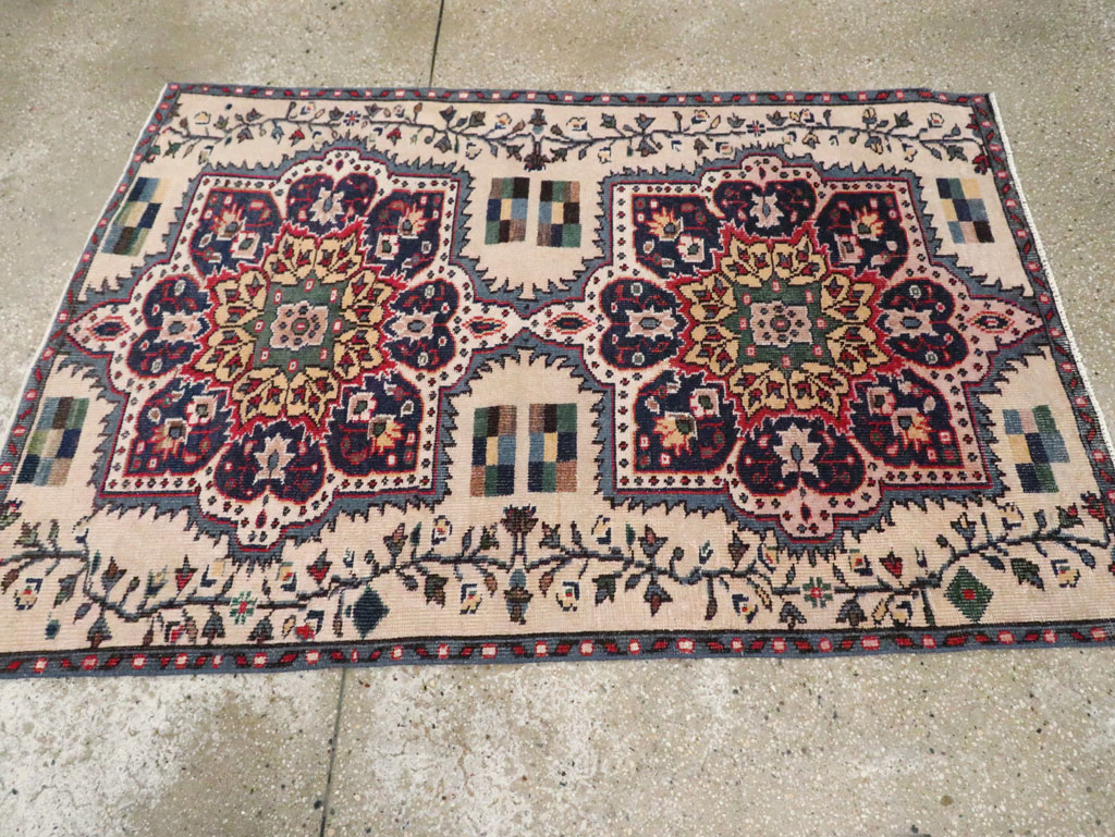 Vintage Turkish Anatolian Throw Rug, No.29801 - Gss