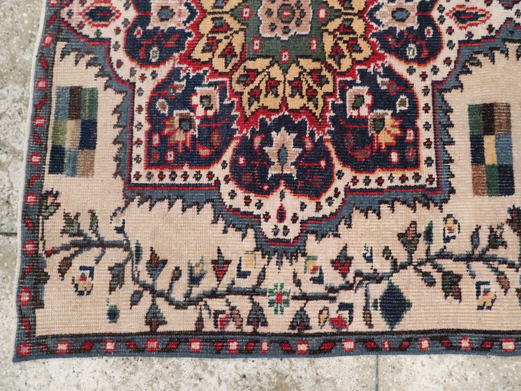 Vintage Turkish Anatolian Throw Rug, No.29801 - Gss
