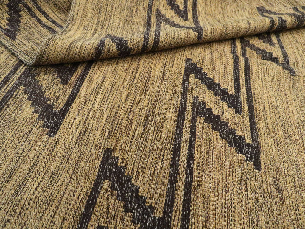 Contemporary Turkish Flatweave Kilim Accent Rug, No.29808 - Gss