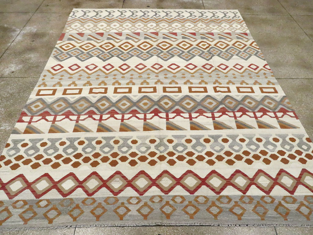 Contemporary Turkish Flatweave Kilim Room Size Carpet, No.29812 - Gss