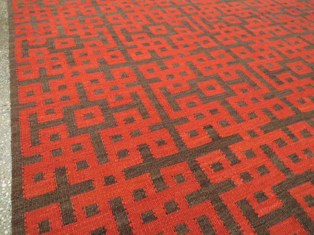 Contemporary Room Size Turkish Flatweave Kilim, No.29814 - Gss